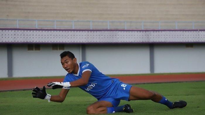 Kiper-Persita-Tangerang-Yogi-Triana.jpg