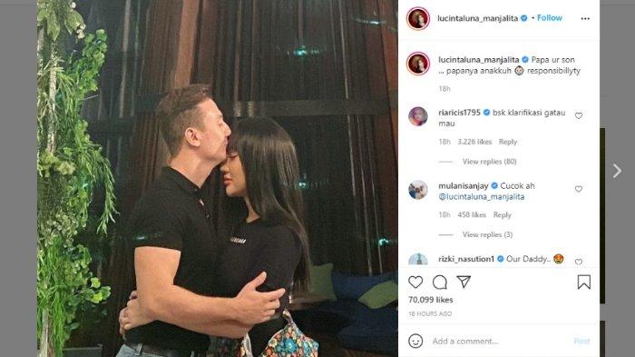 Lucinta Luna mengaku sedang hamil. Ia kemudian meminta kekasih bulenya untuk bertanggung jawab.