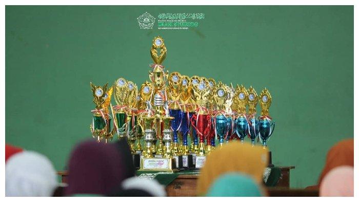 Piala juara.