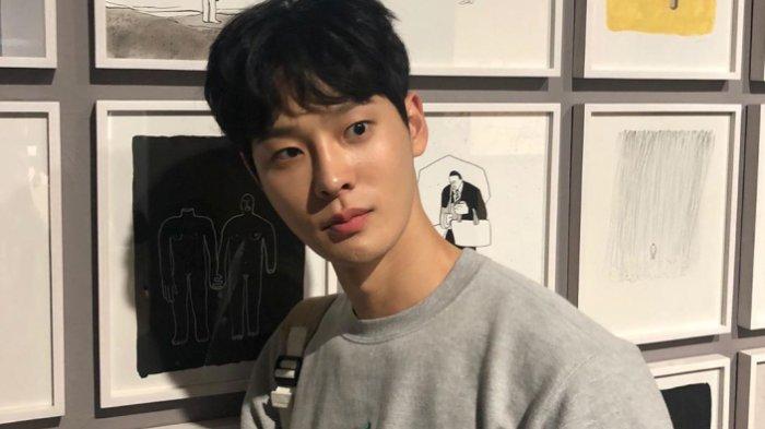 Aktor Korea Selatan Cha In Ha ditemukan meninggal pada Selasa (3/12/2019). Sebelum meninggal dunia ia sempat mengunggah foto dirinya di media sosial