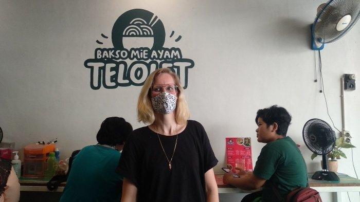 charlotte-peeters-alias-mbak-charly.jpg