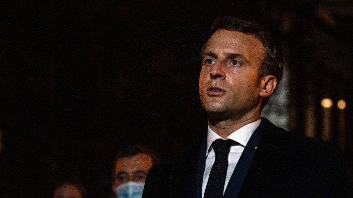 emmanuel-macron-hina-islam.jpg