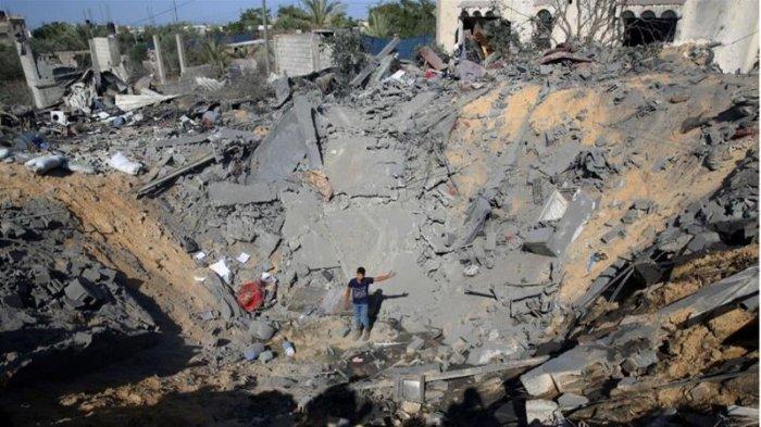 Israel kembali melakukan serangan di Jalur Gaza dengan menarget kelompok militan Hamas.