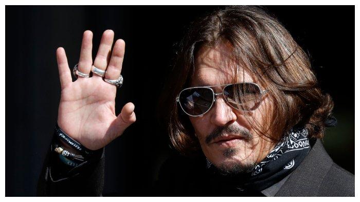 johnny-depp-kalah-dari-the-sun.jpg