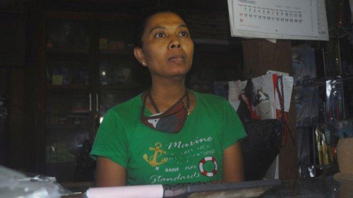 Kusmiyati (47) saat ditemui di rumahnya di Desa Panunggalan, Kecamatan Pulokulon, Kabupaten Grobogan, Jawa Tengah, Kamis (25/2/2021) sore