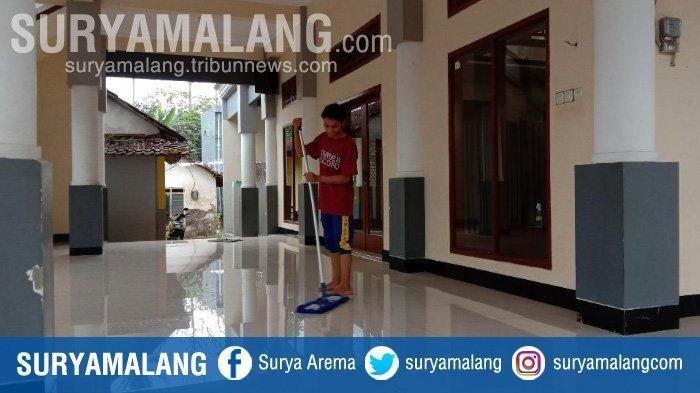 masjid-darul-muttaqin-kabupaten-malang.jpg