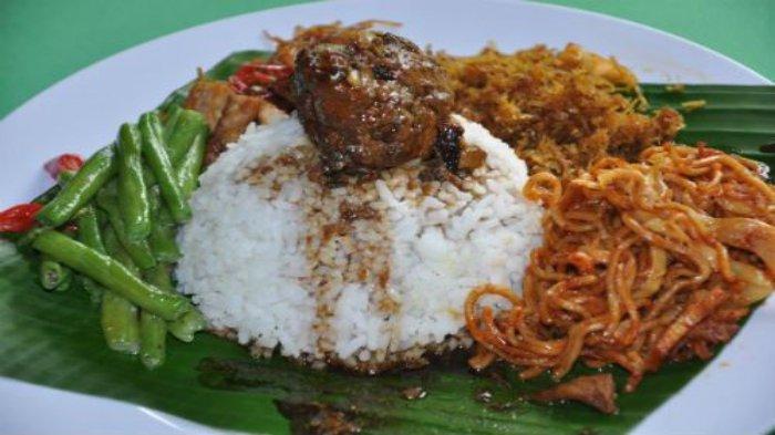 Ilustrasi Nasi Ambeng.