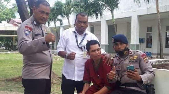 Sebuah video memperlihatkan seorang pria yang diduga polisi yang dinyatakan hilang pasca-tsunami 2004 silam di Aceh viral di media sosial. Pria itu diketahui Bharaka Asep dari Resimen II Pelopor Angkatan 351 99/00. Asep merupakan pasukan Bantuan Keamanan Operasional (BKO) Brimob Resimen II Kedung Halang Bogor ke Polda Aceh. Saat itu, ia bertugas di Poskotis Brimob Peukan Bada, Kabupaten Aceh Besar.