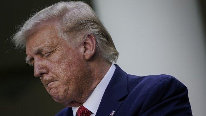 ILUSTRASI - WASHINGTON, DC - 14 JULI: Presiden AS Donald Trump berbicara kepada media di Rose Garden di Gedung Putih pada 14 Juli 2020 di Washington, DC. Presiden Trump berbicara tentang beberapa topik termasuk kandidat presiden dari Partai Demokrat Joe Biden, pasar saham dan hubungan dengan China ketika coronavirus terus menyebar di AS, dengan hampir 3,4 juta kasus yang dikonfirmasi.