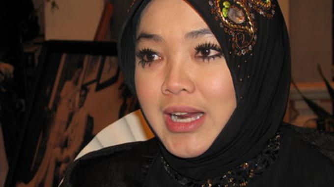 rina-gunawan.jpg