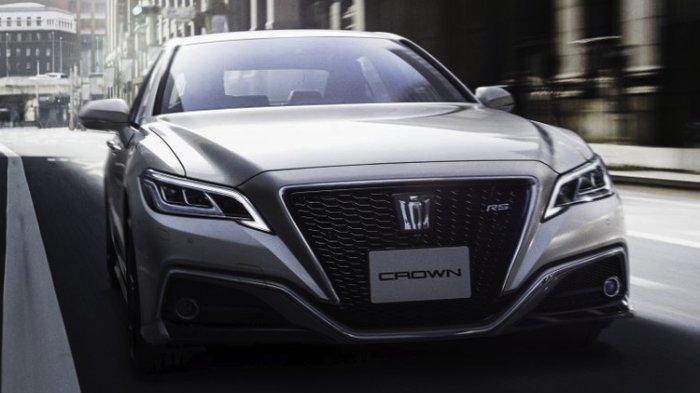 Toyota Crown generasi terbaru menjadi calon mobil dinas menteri Presiden Joko Widodo (Jokowi).(KOMPAS.com/Ruly)