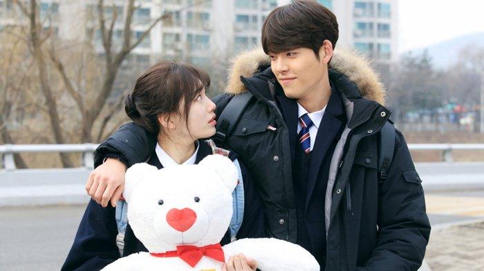 Uncontrollably Fond (2016)