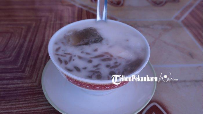 Seporsi Dawet Aren Pak Min Dihargai Rp 7.000