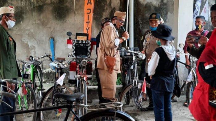 Kosti Region Sumsel menyerahkan aset ke Museum Dr AK Gani yaitu berupa sepeda onthel yang pernah dipakai oleh Pahlawan Nasional asal Sumsel Dr. AK. Gani.
