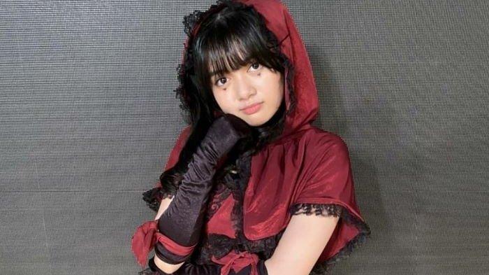 Amanina Afiqah atau Afiqah harus diluluskan dari JKT48 imbas dari restrukturisasi grup idol ternama itu akibat Covid-19, Selasa (12/1/2021).