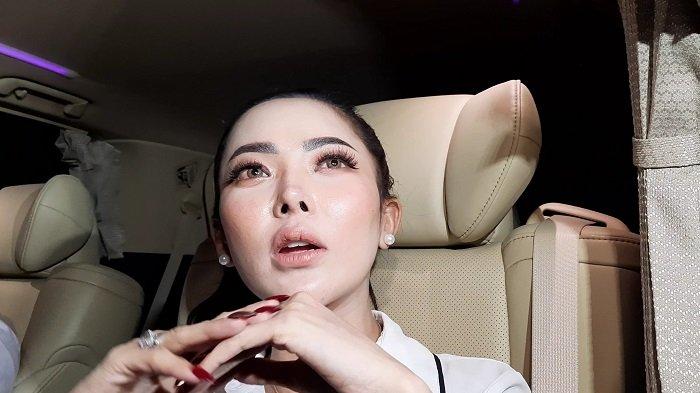 Ayu Aulia setelah melakukan konsultasi hukum di Polda Metro Jaya, Jakarta Selatan, Rabu (21/7/2021).