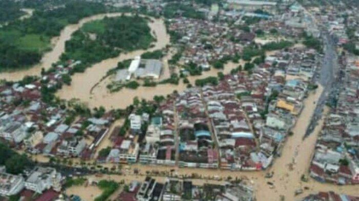 Banjir di Medan dari tayangan atas kota.