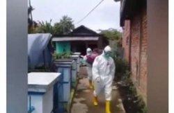 VIRAL Bocah Usia 2 Tahun Positif Covid-19, Dibawa Petugas tapi Tidak Menangis