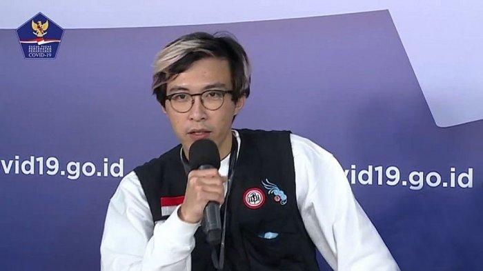 Dokter Tirta Mandira Hudha memberikan pendapat bahwa kompetisi sepakbola di tengah pandemi Covid-19 ini sangat dibutuhkan karena akan membuat masyarakat terhibur dan berpengaruh pula pada imun tubuh.