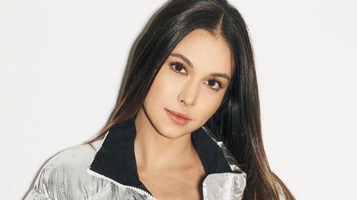Bintang film Estelle Linden senang dilibatkan di series My Lecturer My Husband Season 2, Sabtu (21/5/2022). Namun, mengapa Estelle Linden malah merasa khawatir saat bermain sebagai Karin?