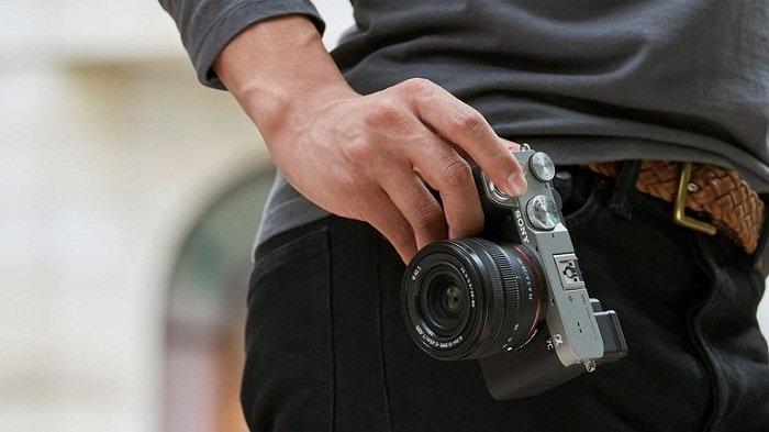 Kamera Mirrorless Sony A7C (Sony Alpha A7C)