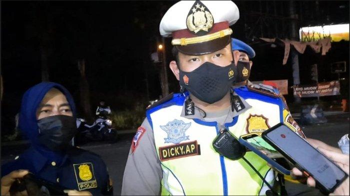 Kasatlantas Polres Bogor AKP Dicky Anggi Pranata, saat ditemui di Simpang Gadog, Ciawi, Kabupaten Bogor, Sabtu (7/5/2022).