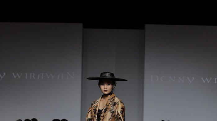 Koleksi Niti Senja oleh Denny Wirawan menjadi cerminan citra wanita Indonesia yang tangguh dan mencintai akar budaya