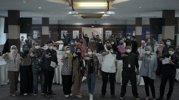 Komunitas Pengusaha Tangan Di Atas (TDA) menggelar Pesta Wirausaha Nasional. Pesta Wirausaha Nasional akan digelar di Kompleks Telkom Corporate University, Geger Kalong, Bandung, Jawa Barat, pada 21-22 Januari 2023, bertepatan Milad ke-17 TDA.