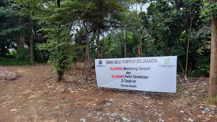 Kondisi lahan milik Pemrov DKI Jakarta yang direncanakan akan digunakan sebagai tempat pemakaman jenazah Covid-19.