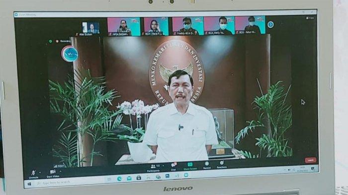 Menteri Koordinator Bidang Kemaritiman Luhut Binsar Pandjaitan memberi sambutan