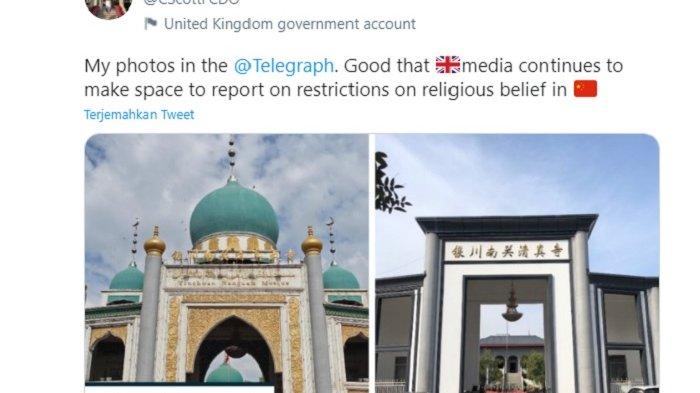 Status twitter Christina Scott, Wakil Kepala Misi Inggris di China, menunjukkan bahwa masjid telah dilucuti warna dan dekorasinya.