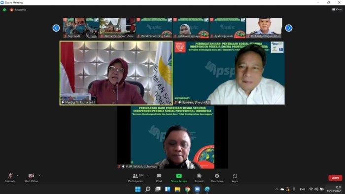Menteri Sosial Tri Rismaharini memberikan motivasi kepada para pekerja sosial agar tidak berkecil hati dan terus memberikan pengabdian terbaiknya. Hal itu disampaikan dalam Webinar Peringatan Hari Pekerjaan Sosial Sedunia yang diselenggarakan oleh Independen Pekerja Sosial Profesional Indonesia (IPSPI) hari ini, Selasa (15/3/2022).