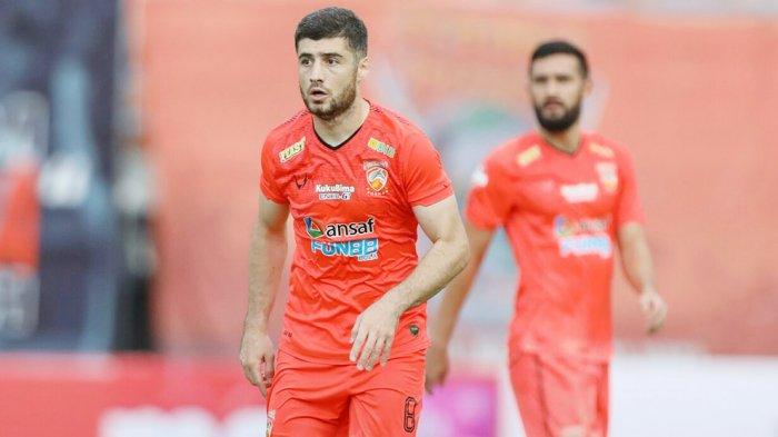 Nuriddin Dravonov saat bermain dengan Borneo FC Samarinda sebelum pandemi menghentikan kompetisi Liga 1