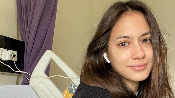 Pevita Pearce saat terbaring di rumah sakit karena positif virus corona, 18 Desember 2020.