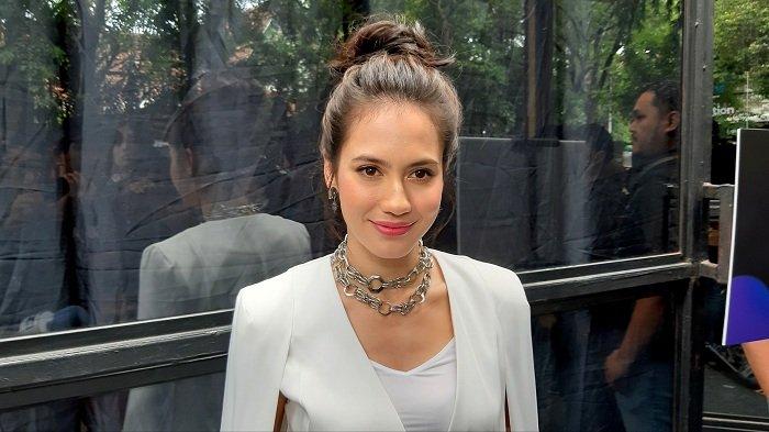 Pevita Pearce