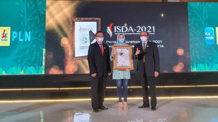 BSI Gesit meraih penghargaan dari Indonesia SDGs Award (ISDA) kategori Gold atas kontribusinya dalam pencapaian SDGs 12.5 Pengolahan Limbah Organik dan Anorganik untuk Kesejahteraan Masyarakat.