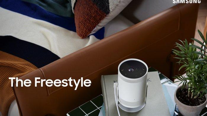 Perangkat portable projector Samsung The Freestyle yang multifungsi hadir di Indonesia.