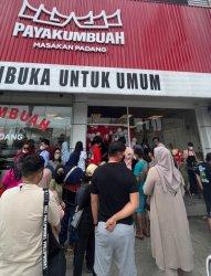 Sajikan Cita Rasa Autentik, RM Padang Payakumbuah Semakin Populer