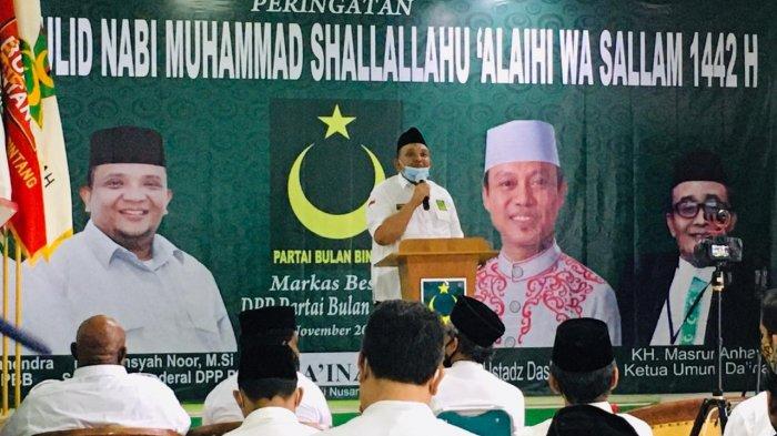 Sekjen DPP PBB Afriansyah Noor dalam acara Maulid Nabi Muhammad SAW di Markas Besar DPP Partai Bulan Bintang (PBB), Jakarta, yang dihadiri Ketua Umum PBB Yusril Ihza Mahendra, penceramah Ustaz Dasad Latief, hingga Wakil Gubernur DKI Jakarta Ahmad Riza Patria, Sabtu (14/11/2020).