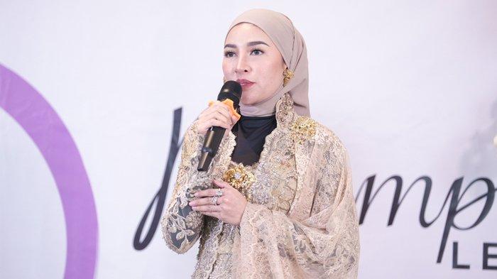 Shandy Purnamasari salah satu pebisnis dan filantropis wanita yang sekaligus founder Perempuan Level Up pada penghargaan 10 Kartini Versi Perempuan Level Up yang tayang secara live pada Kamis (21/4/2022)