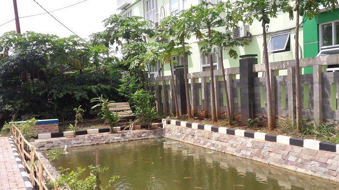 Tambak ikan di Rusunawa Betet.