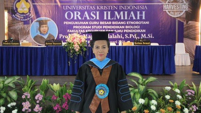 Guru Besar Program Studi Pendidikan Biologi, Fakultas Keguruan dan Ilmu Pendidikan (FKIP), Universitas Kristen Indonesia (UKI), Prof. Marina Silalahi.