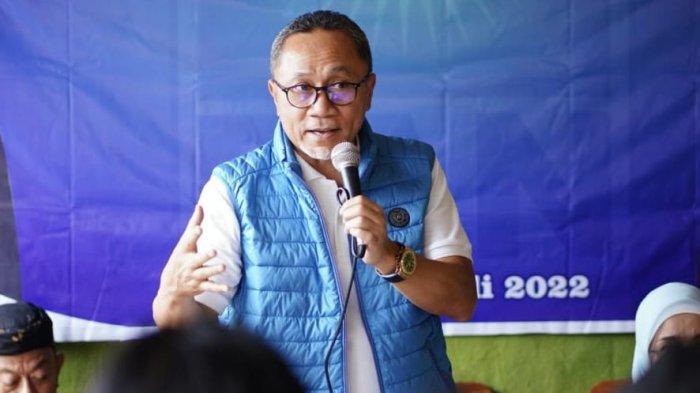 Menteri Perdagangan Zulkifli Hasan mengatakan dalam waktu dekat harga komoditas telur ayam akan turun.