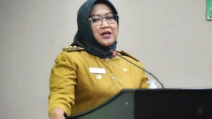 Pemerintah Kabupaten Bogor membangun jalan lingkar menuju Kebun Raya Bogor. Keterangan foto: Ade Yasin, Bupati Bogor.