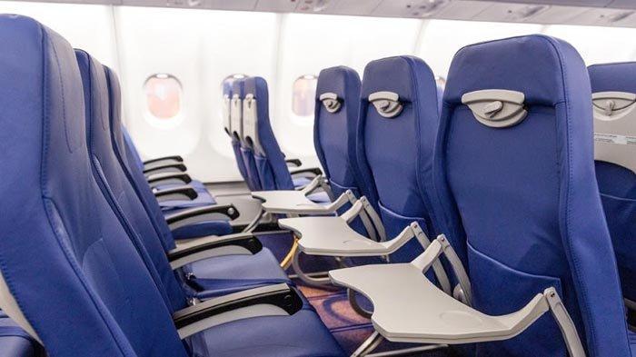 Kabin kelas ekonomi di pesawat A330-900 NEO milik Lion Air.