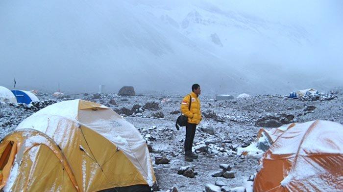 Base Camp Plaza Argentina 4.100 m dpl.