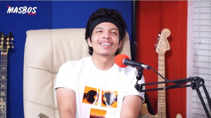 Atta Halilintar berubah sikap saat ditanya soal kekasihnya, Aurel Hermansyah, Minggu (27/12/2020).