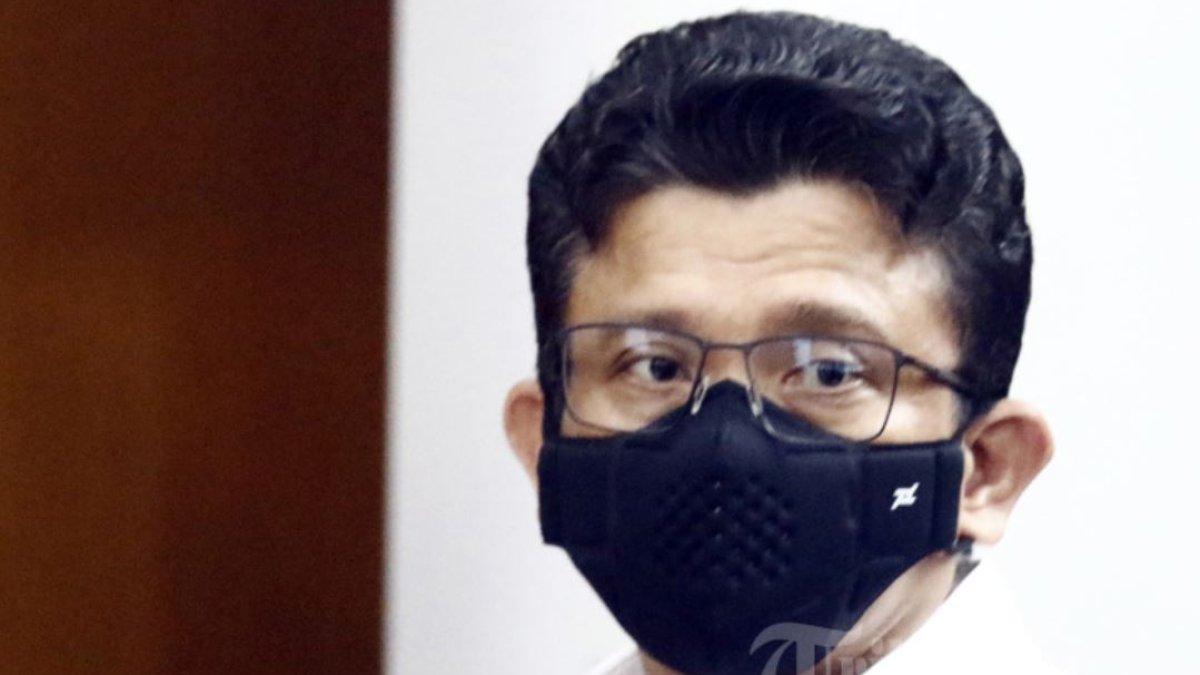 Momen dimana terdakwa Ferdy Sambo saat akan menghadiri sidang lanjutan di persidangan pembunuhan berencana Brigadir Nofriansah Yosua Hutabarat (Brigadir J) di Pengadilan Negeri Jakarta Selatan, Jakarta, Selasa (8/11/2022).