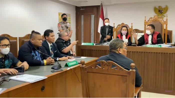 Jalani persidangan atas kasus dengan dr Richard Lee, Razman Nasution mengancam sampai menunjuk majelis hakim pada Selasa (20/9/2022).
