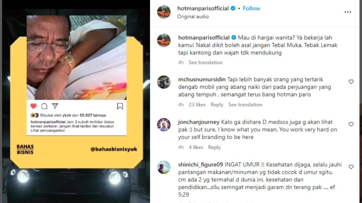 Hotman Paris tampak menyidir seseorang pada Sabtu (10/12/2022).
